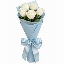 Букет 5 Белых роз Проуд в Артём