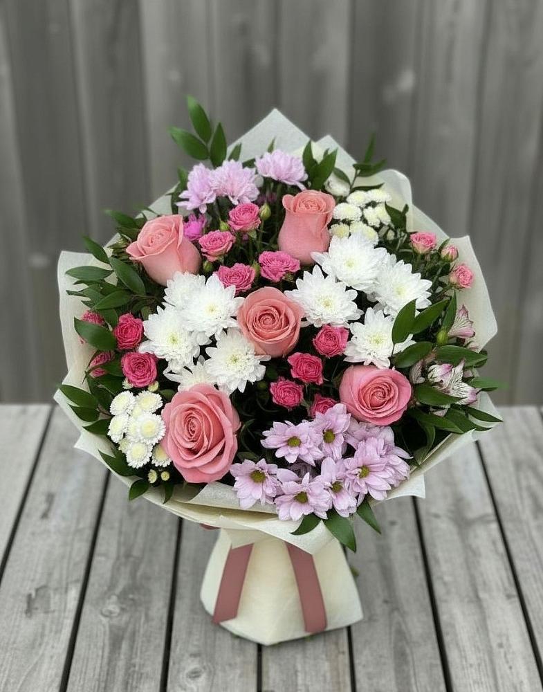Букет цветов из: Альстромерии, Гвоздики, Розы и Хризантемы в Артём
