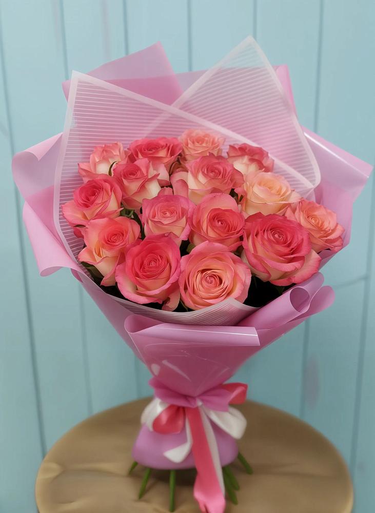 Букет 15 Розовых роз Равель в Артём