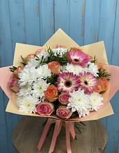 Букет цветов из:  Розы, Герберы и Хризантемы в Артём