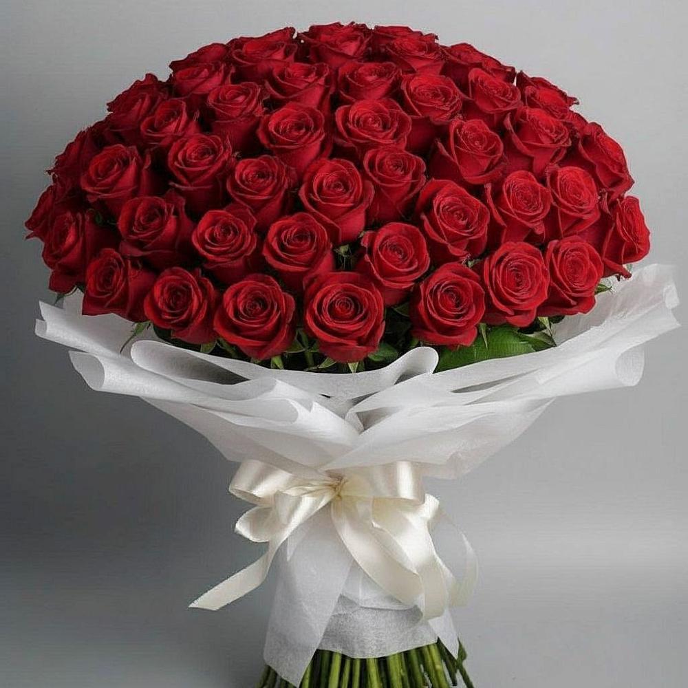 Букет 101 Красная роза Блэк Мэджик в Артём