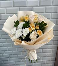 Букет цветов из:  Розы и Хризантемы в Артём