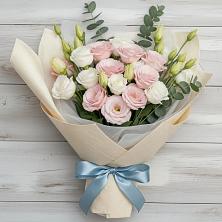 Букет цветов из:  Лизиантусы в Артём