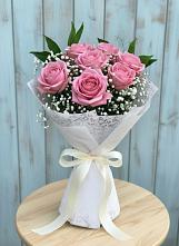 Букет цветов из:  Розы в Артём