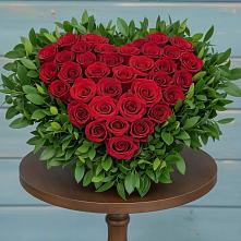 Цветочная композиция из Розы в виде сердца #REPLACE_PRED# Артём