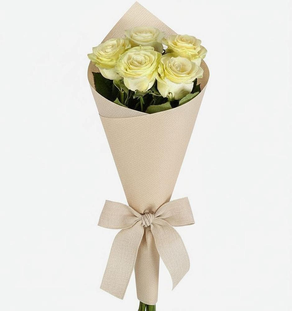 Букет цветов из: Розы в Артём