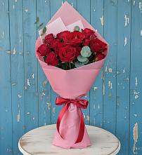 Букет цветов из:  Розы в Артём