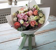 Букет цветов из:  Розы, Лизиантусы и Гвоздики #REPLACE_PRED# Артём