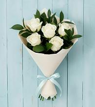 Букет цветов из:  Розы в Артём