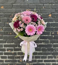Букет цветов из:  Герберы и Хризантемы в Артём