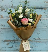 Букет цветов из:  Розы и Лизиантусы #REPLACE_PRED# Артём