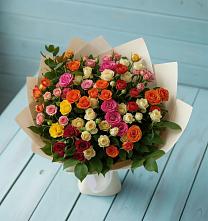 Букет Микс из разноцветных кустовых роз в Артём